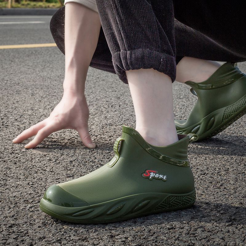トレンディなメンズミッドカーフレインブーツ防水ソフトで快適な - Fishing Boots のレビューと価格